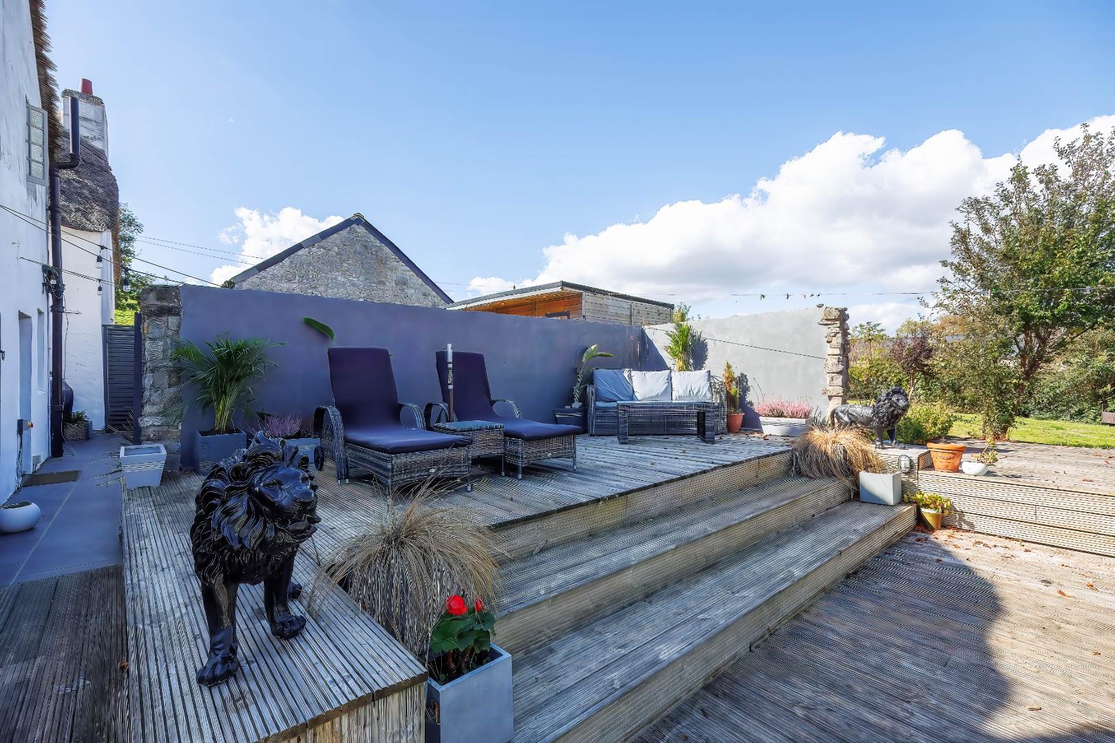 Upper Porthkerry Farm, Porthkerry Road, Rhoose, CF62 3BX